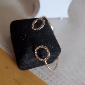 Gold Tone Rhinestone Circle Adjustable Bracelet